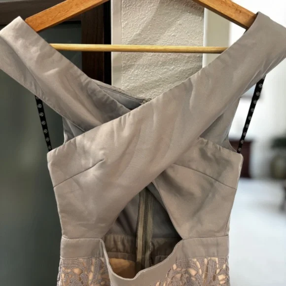 Missguided Lace Barbot Midi Dress - Gray Size 0 - Picture 5 of 13